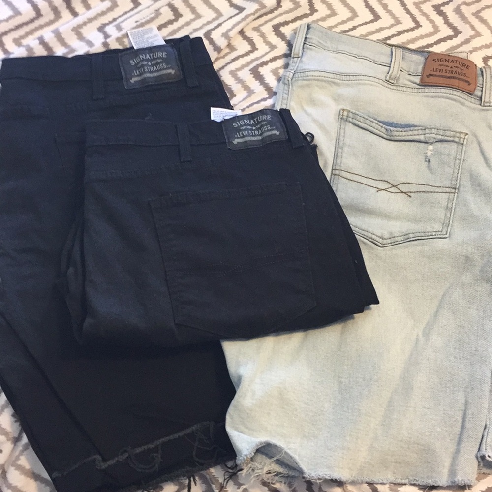 Lot of 3 Levi Shorts